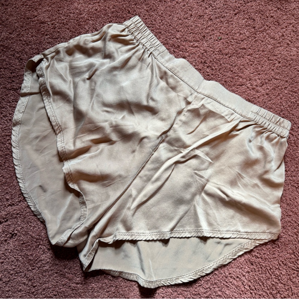 Lunya washable silk sleep shorts M - Picture 3 of 6